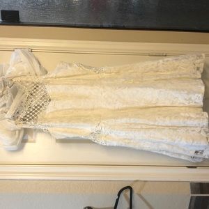 Short David’s Bridal Dress